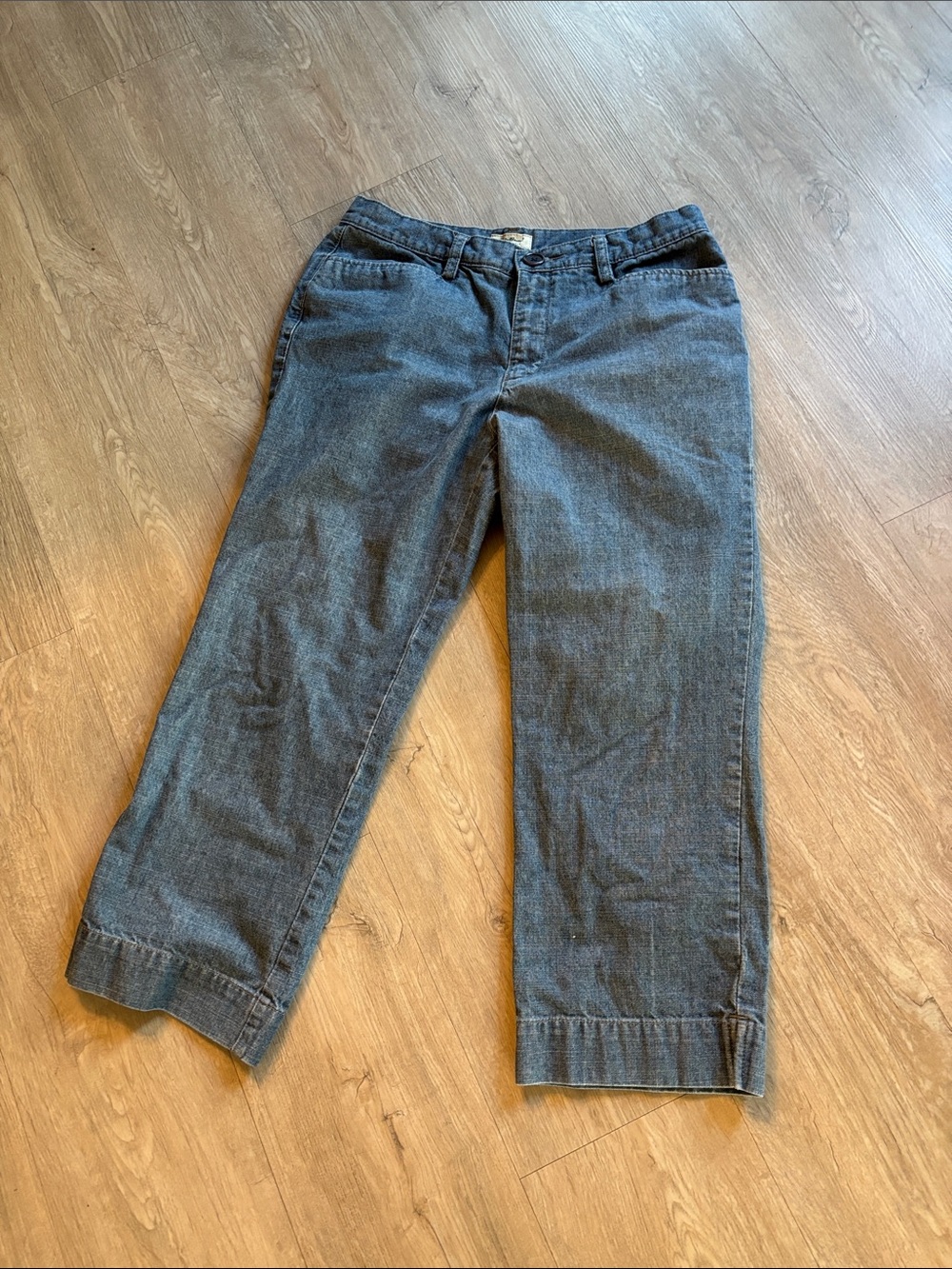 Eddie Bauer Cropped Capris